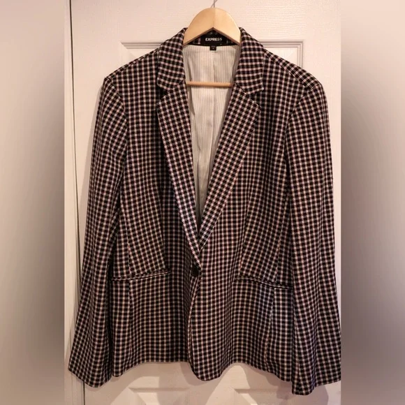 EXPRESS Plaid pink, white and black blazer size 18